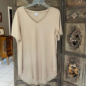 Lularoe iris top